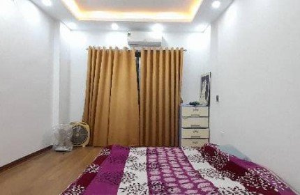 Bán nhà Văn La-Hà Đông 42mx4t-Đẹp-Rộng-Rẻ-về ở ngay-giá 3.75 tỷ